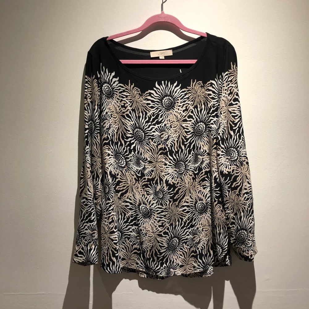 Ann Taylor LOFT floral top
